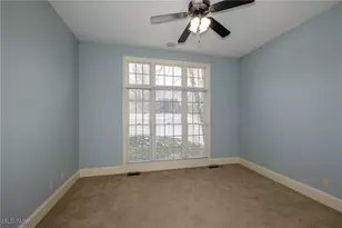 4025 Meadowvale Ct, Akron, OH 44333 - Photo 22