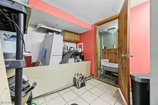1865 9th St SW, Akron, OH 44314 - Photo 20