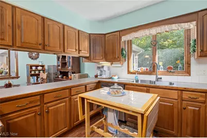 13612 Thompson Road, Vermilion, OH 44089 - Photo 14