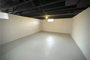 1075 Bacon Ave, East Palestine, OH 44413 - Photo 20