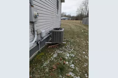 303 N 15th Street, Coshocton, OH 43812 - Photo 2