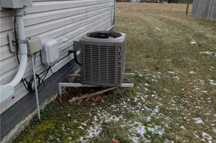 303 N 15th St, Coshocton, OH 43812 - Photo 2