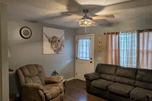 303 N 15th St, Coshocton, OH 43812 - Photo 4