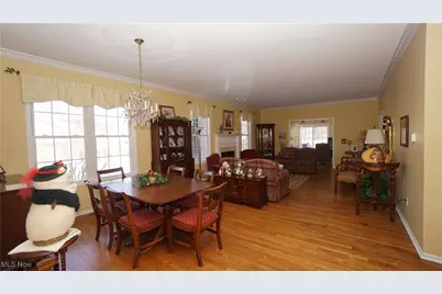 519 Cheswyck Court, Akron, OH 44321 - Photo 12