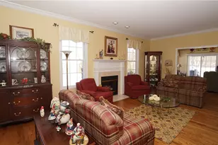 519 Cheswyck Ct, Akron, OH 44321 - Photo 32