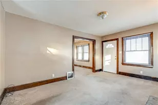 1228 Murray Ave, Akron, OH 44310 - Photo 6