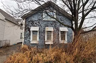 7207 Ivy Ave, Loveland, OH 44127 - Photo 1