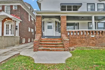 3234 Euclid Heights Boulevard #Lower, Cleveland Heights, OH 44118 - Photo 4