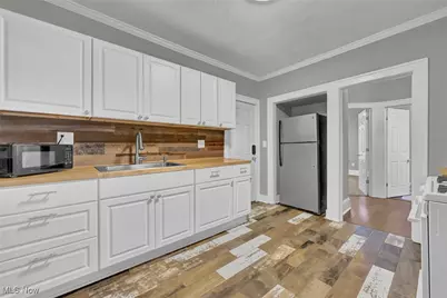 3234 Euclid Heights Boulevard #Lower, Cleveland Heights, OH 44118 - Photo 10