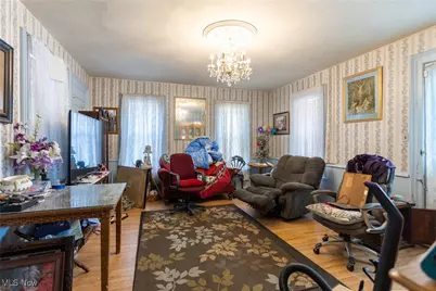 345 44th Street NW, Canton, OH 44709 - Photo 8