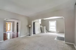 87 Hawthorne Ave, Akron, OH 44303 - Photo 8