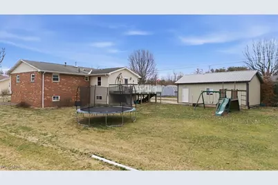 9 Oakbrook Lane, Mineral Wells, WV 26150 - Photo 4