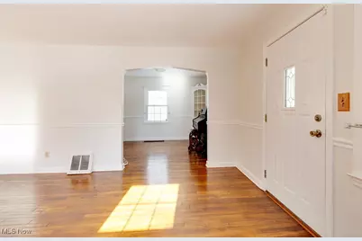 1612 Oakwood Avenue, Akron, OH 44301 - Photo 8