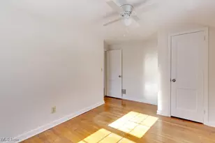 1612 Oakwood Ave, Akron, OH 44301 - Photo 16