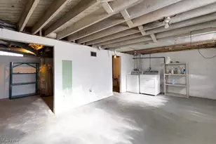 1612 Oakwood Ave, Akron, OH 44301 - Photo 18