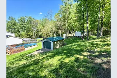 828 Green Drive, Coshocton, OH 43812 - Photo 6
