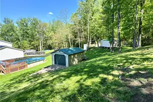828 Green Dr, Coshocton, OH 43812 - Photo 6