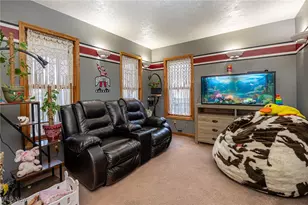 828 Green Dr, Coshocton, OH 43812 - Photo 18