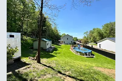 828 Green Drive, Coshocton, OH 43812 - Photo 12