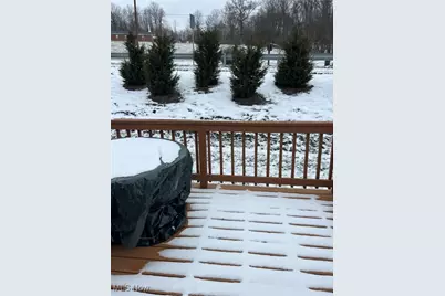 209 Aspen Drive, Dover, OH 44622 - Photo 4