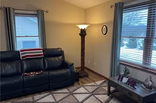 209 Aspen Dr, Dover, OH 44622 - Photo 8