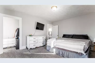 405 Foster Avenue, Cambridge, OH 43725 - Photo 12