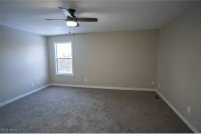 4662 Helmsworth Drive NE, Canton, OH 44714 - Photo 24