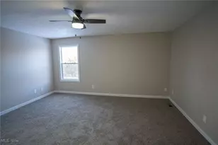 4662 Helmsworth Dr NE, Canton, OH 44714 - Photo 24