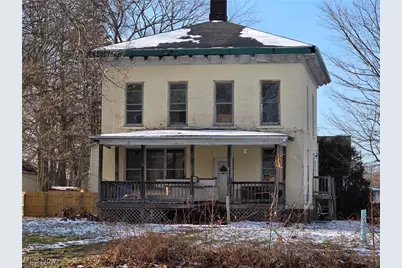 350 N Broadway, Geneva, OH 44041 - Photo 1