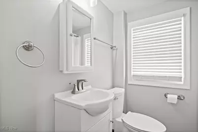 8010 Baumhart Road, Amherst, OH 44001 - Photo 28