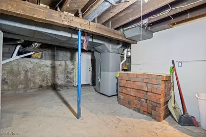 8010 Baumhart Road, Amherst, OH 44001 - Photo 30