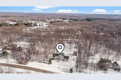 9685 Campton Ridge Drive, Chardon, OH 44024 - Photo 48