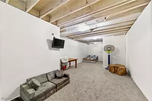 9685 Campton Ridge Dr, Chardon, OH 44024 - Photo 40