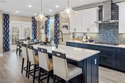 3633 Great Windsor Lane, Uniontown, OH 44685 - Photo 8