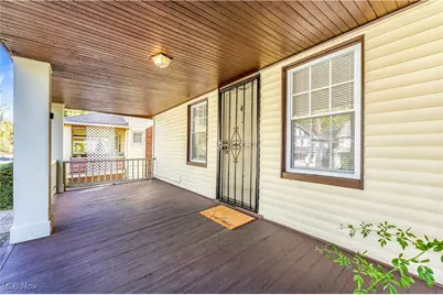 945 Nela View Road, Cleveland Heights, OH 44112 - Photo 4