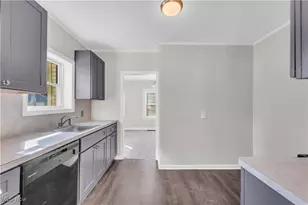 945 Nela View Rd, Cleveland Heights, OH 44112 - Photo 14