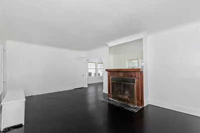 2819 E Derbyshire Road, Cleveland Heights, OH 44118 - Photo 2