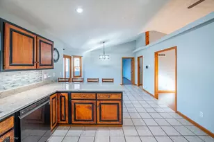 195 N Bruce St, Little Hocking, OH 45742 - Photo 8