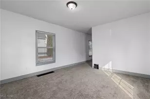 1747 5th St SE, Canton, OH 44707 - Photo 6