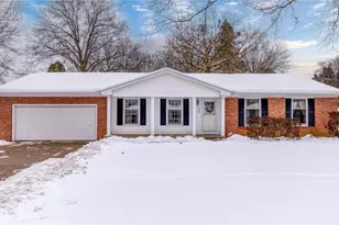 407 Marviel Dr, Fairlawn, OH 44333 - Photo 2