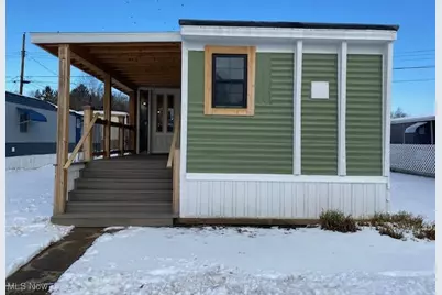 81 Helen Street, Barberton, OH 44203 - Photo 1