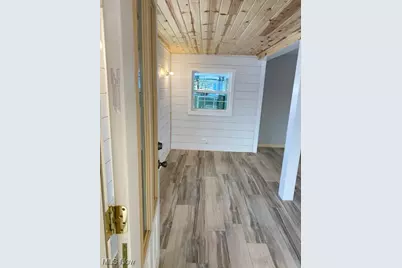 81 Helen Street, Barberton, OH 44203 - Photo 4