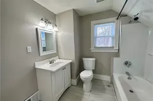 1174 Tampa Ave, Akron, OH 44314 - Photo 16