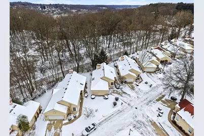 1340 Village Drive, Akron, OH 44313 - Photo 38