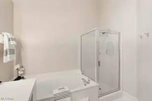 1340 Village Dr, Akron, OH 44313 - Photo 26