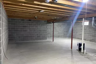 313 Abby Ln, Hartville, OH 44632 - Photo 18