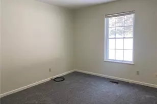 313 Abby Ln, Hartville, OH 44632 - Photo 12