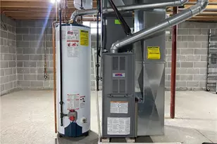 313 Abby Ln, Hartville, OH 44632 - Photo 16