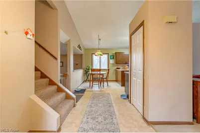 6167 Redford Road NW, North Canton, OH 44720 - Photo 2