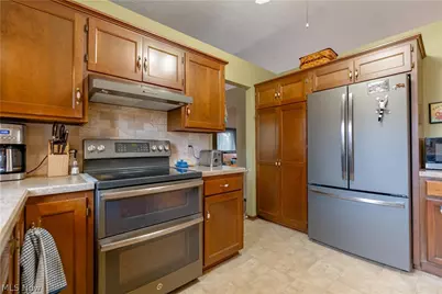 6167 Redford Road NW, North Canton, OH 44720 - Photo 14